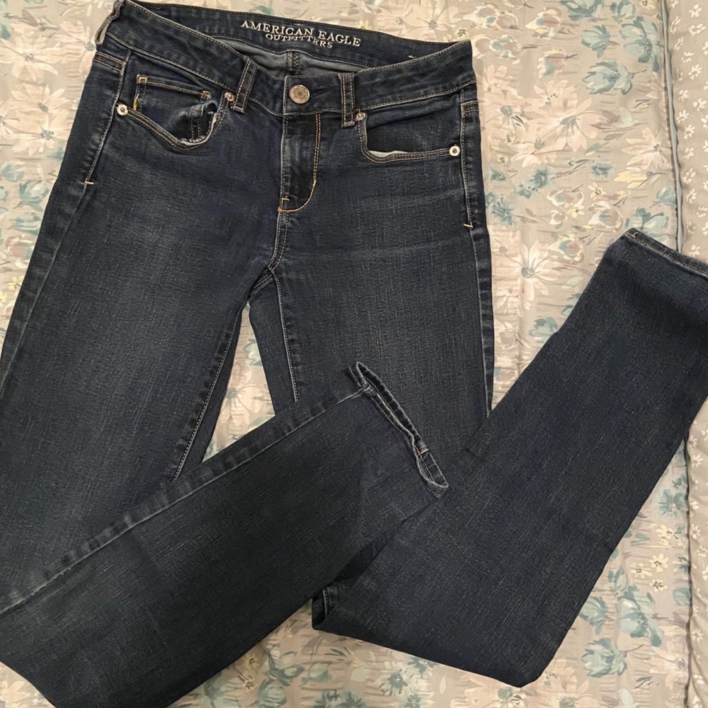 American Eagle light blue jeans